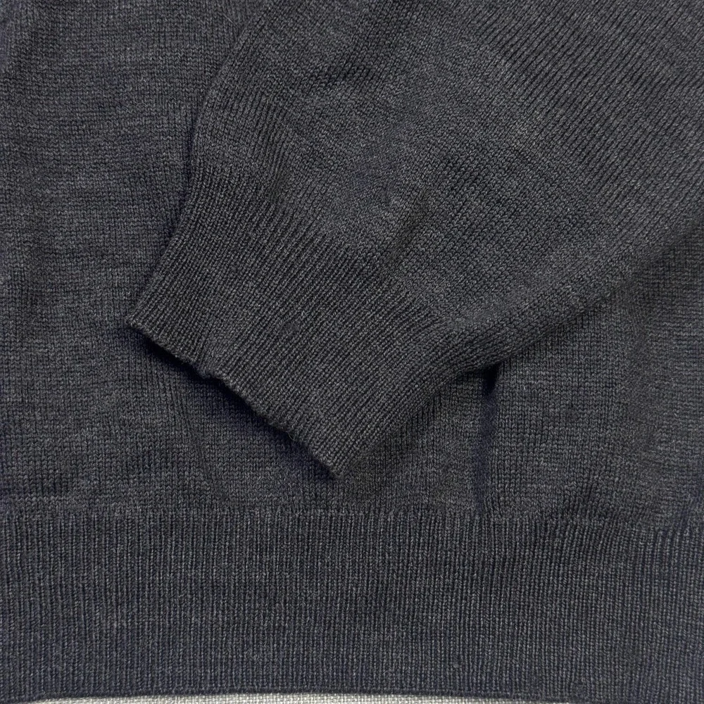 Brooks Brothers 346 Sweater Pullover Mens Small Gray V-Neck Merino Stretch